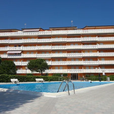 Modern With Pool And Seaview Porto Santa Margherita di Caorle